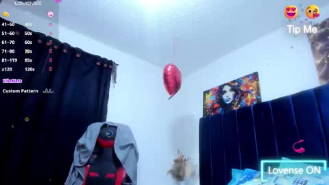 Snapshot of bombom_brown1 chatting on February 2026 08:18:01 PM bombom_brown1 online show from February 2026 08:18:01 PM