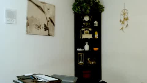Snapshot of bombshellbaeby chatting on May 2026 06:32:01 AM BombshellBaeby online show from May 2026 06:32:01 AM