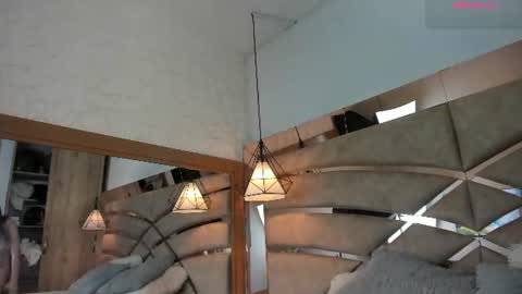 bonet_iris online show from July 2026 11:05:02 AM