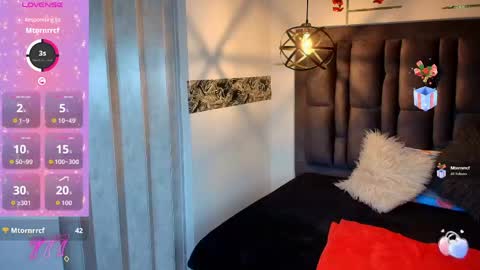 Snapshot of bonie_wills chatting on April 2026 12:23:01 PM BONIE WILLS online show from April 2026 12:23:01 PM