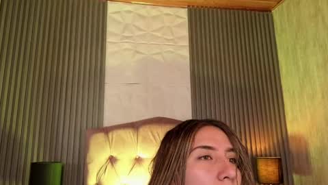 Snapshot of bonnali_lune chatting on April 2026 08:43:01 PM bonnali_lune online show from April 2026 08:43:01 PM