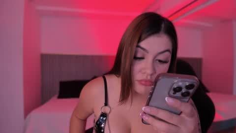 Bonnie  online show from September 2025 11:34:02 AM