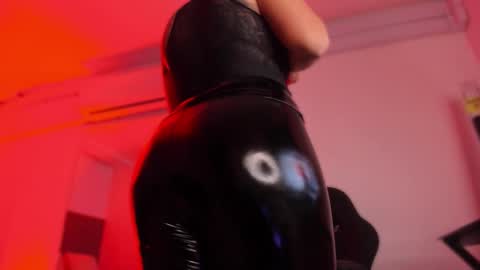 Bonnie  online show from February 2026 11:20:01 AM