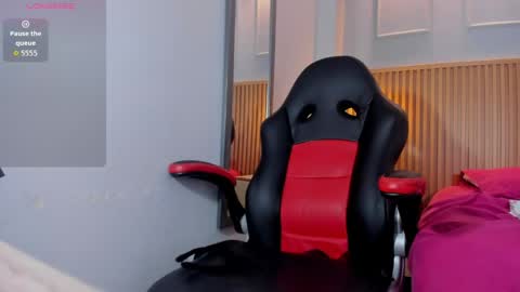 Snapshot of bonnie_ch1 chatting on April 2026 01:41:01 PM BONNIE online show from April 2026 01:41:01 PM