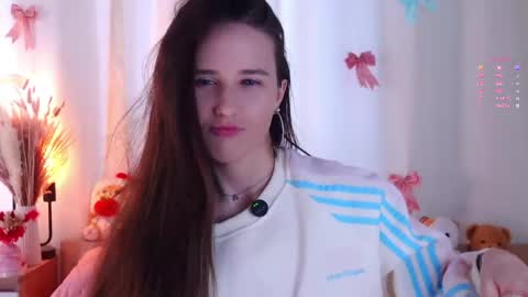 Emma online show from April 2026 01:00:02 AM