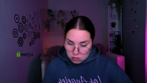 Bonnie online show from April 2026 06:55:02 AM