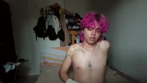 Snapshot of bonny_cum chatting on April 2026 05:30:01 PM bonny_cum online show from April 2026 05:30:01 PM