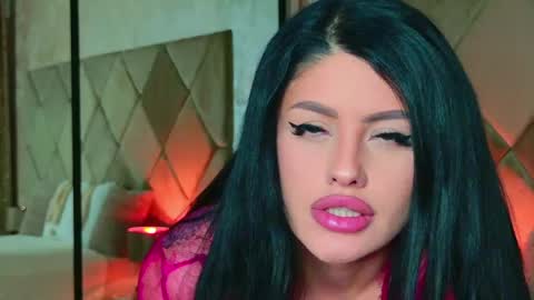 Mila online show from April 2026 09:32:01 PM