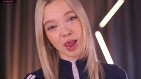 Alina online show from January 2026 07:54:01 AM