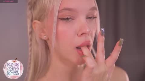 Snapshot of boobybliss chatting on July 2026 08:21:02 AM Alina online show from July 2026 08:21:02 AM