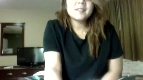 Divya online show from November 2025 02:06:01 AM