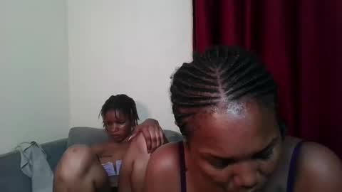 Snapshot of bootie_caramel chatting on April 2026 06:16:02 AM bootie_caramel online show from April 2026 06:16:02 AM