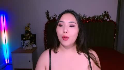 Snapshot of bootylecious_ chatting on December 2024 06:48:01 AM Mona online show from December 2024 06:48:01 AM