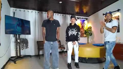 Snapshot of boranget chatting on February 2026 12:12:01 PM boranget online show from February 2026 12:12:01 PM