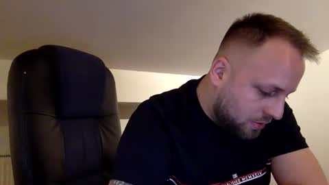 Snapshot of boris566693 chatting on April 2026 06:02:01 PM hugo online show from April 2026 06:02:01 PM