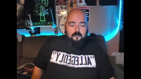 bossdeuce420 online show from April 2026 06:23:01 PM