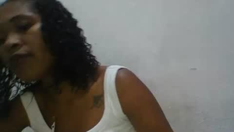 botoelia online show from December 2025 11:47:01 AM