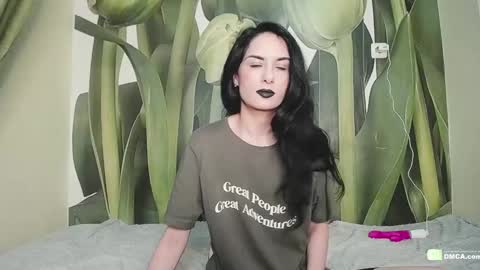 Helen  online show from December 2024 03:13:02 PM