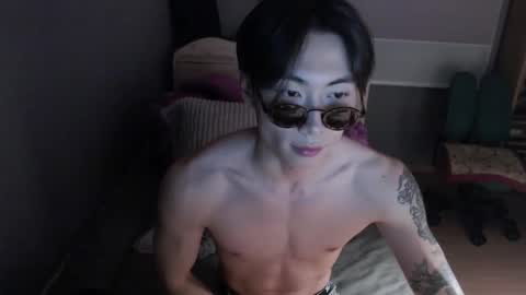 Snapshot of boxman556990 chatting on March 2025 08:05:02 PM boxman556990 online show from March 2025 08:05:02 PM