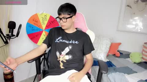 Aaron online show from January 2025 06:20:02 PM