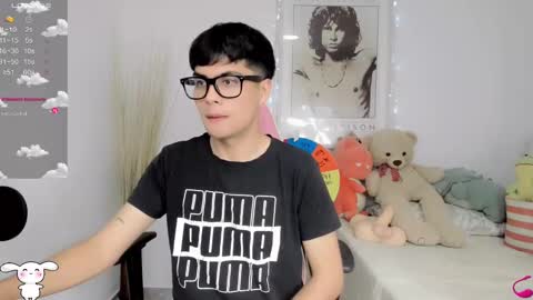 Aaron online show from February 2025 07:02:01 PM