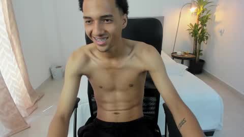 Snapshot of boy_master77 chatting on February 2025 09:41:02 PM boy_master77 online show from February 2025 09:41:02 PM