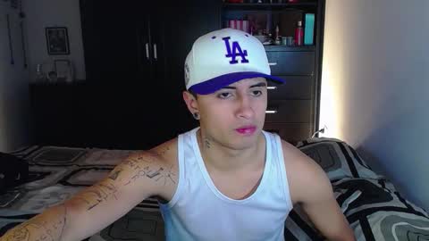 boy_nauthy online show from February 2026 11:33:01 PM