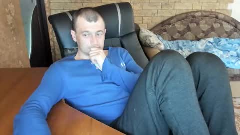 BoyApollon online show from March 2026 07:00:02 AM