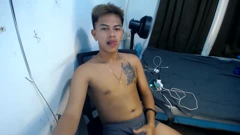 boyax16 online show from February 2025 08:35:02 AM