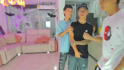 JHON  ARES  AND NEID online show from October 2025 05:19:02 AM