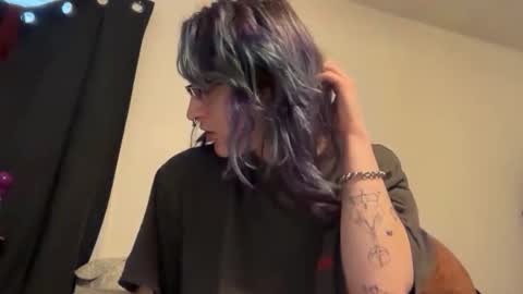 boywithbug online show from March 2026 01:39:01 PM