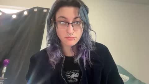 boywithbug online show from March 2026 04:45:01 PM