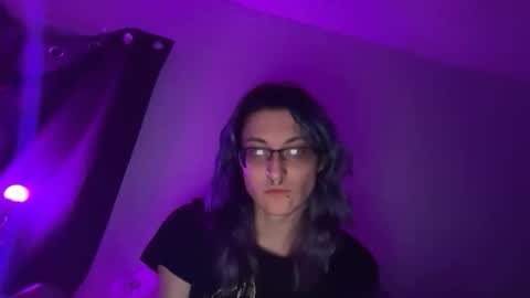 boywithbug online show from March 2026 01:44:01 AM