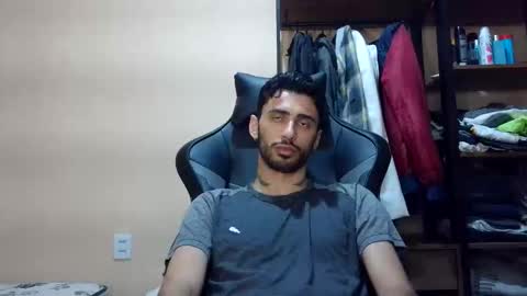 Snapshot of boyzinm2 chatting on March 2026 04:19:01 AM boyzinm2 online show from March 2026 04:19:01 AM