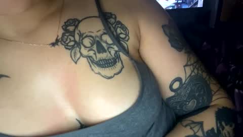 Snapshot of bpdqueen1989 chatting on October 2025 09:24:01 AM bpdqueen1989 online show from October 2025 09:24:01 AM