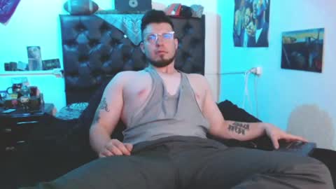 brad hot boy online show from April 2026 07:07:02 PM