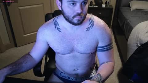 Snapshot of brad_larck199 chatting on January 2026 01:51:01 AM keith lark199 online show from January 2026 01:51:01 AM