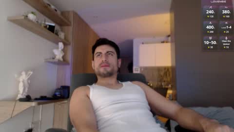 Bradley online show from October 2025 07:33:01 PM