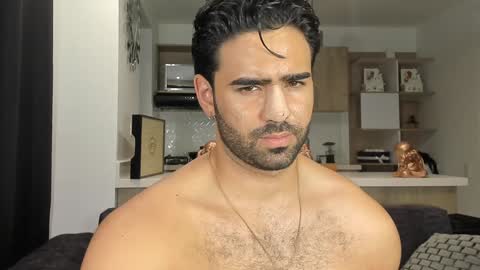 bradleymartin7 online show from January 2025 05:42:02 AM