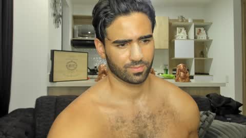 bradleymartin7 online show from February 2025 03:27:01 AM