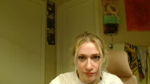 i am a naughty jedi knight online show from April 2026 05:04:02 AM