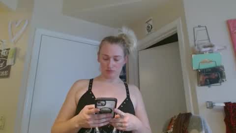 Snapshot of braindeadbetty chatting on May 2026 12:39:02 AM i am a naughty jedi knight online show from May 2026 12:39:02 AM