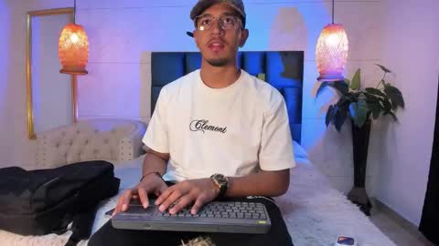 Brand  online show from November 2025 10:18:02 AM