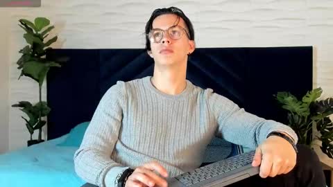 brandon_starkk online show from February 2026 11:31:01 AM