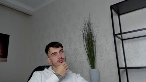 Snapshot of brandontatex chatting on January 2025 01:40:01 PM BrandonTateX online show from January 2025 01:40:01 PM