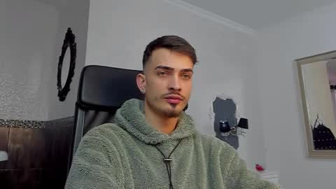 Snapshot of brandontatex chatting on February 2025 02:21:02 PM BrandonTateX online show from February 2025 02:21:02 PM