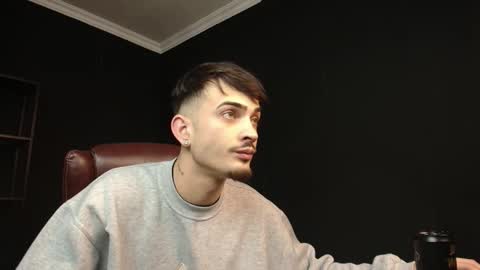Snapshot of brandontatex chatting on February 2025 04:31:02 PM BrandonTateX online show from February 2025 04:31:02 PM