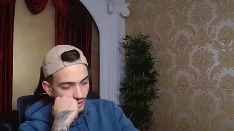 Snapshot of brandontatex chatting on March 2025 06:59:02 PM BrandonTateX online show from March 2025 06:59:02 PM