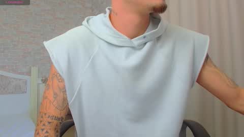 Snapshot of brandontatex chatting on September 2025 09:34:01 AM BrandonTateX online show from September 2025 09:34:01 AM