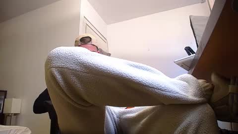 Snapshot of brandontatex chatting on October 2025 04:29:01 AM BrandonTateX online show from October 2025 04:29:01 AM